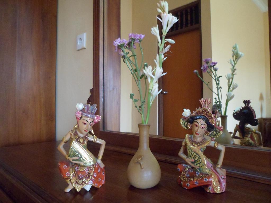 Nuriani Rooms Ubud Exterior foto